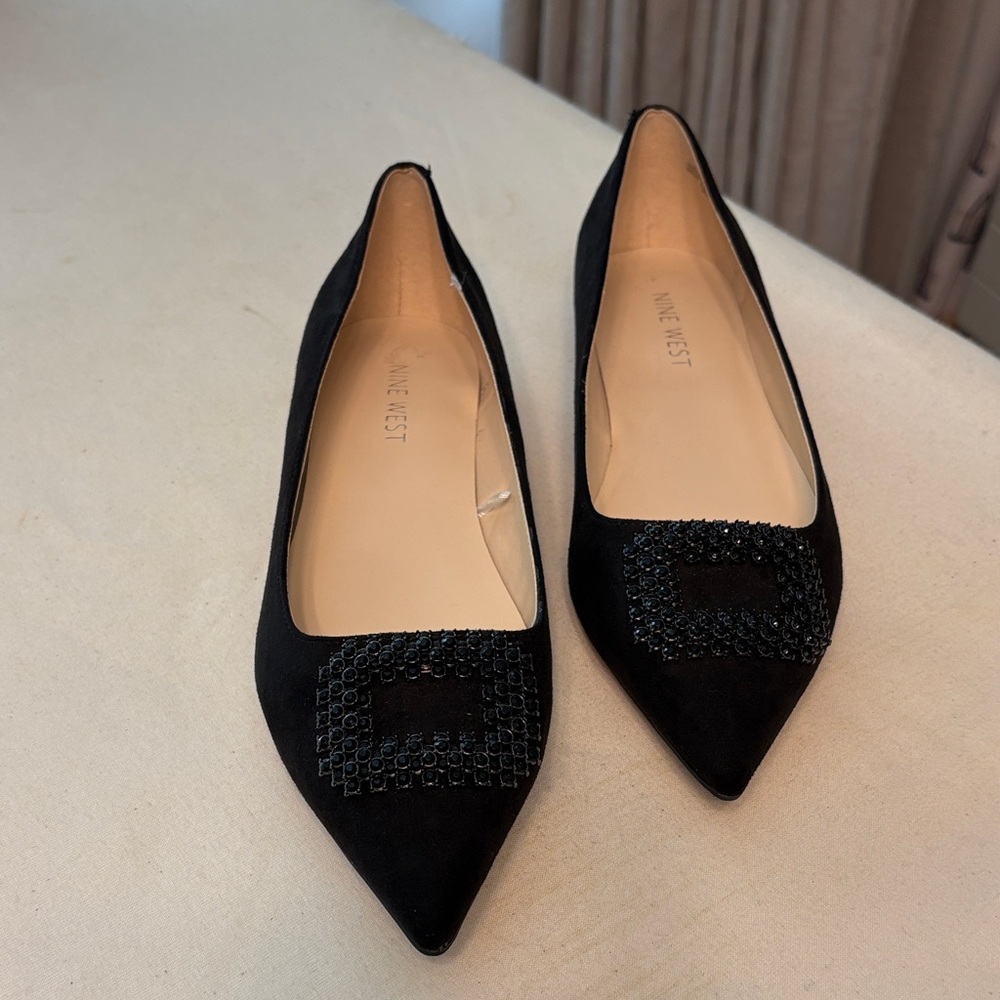Nine West Black Beaded Pointed Flats